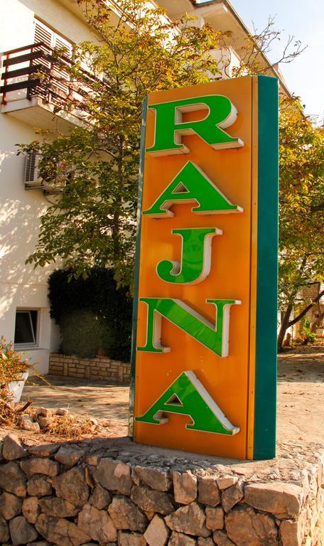Hotel Rajna Starigrad Paklenica Exterior foto